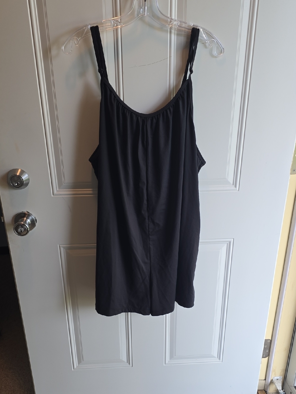 HALARA Black Slip Camisole Tank Top